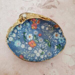 Shells Decoupage Floral w/Faux Pearl Gold Leaf Trim Gift Art Ring Holder